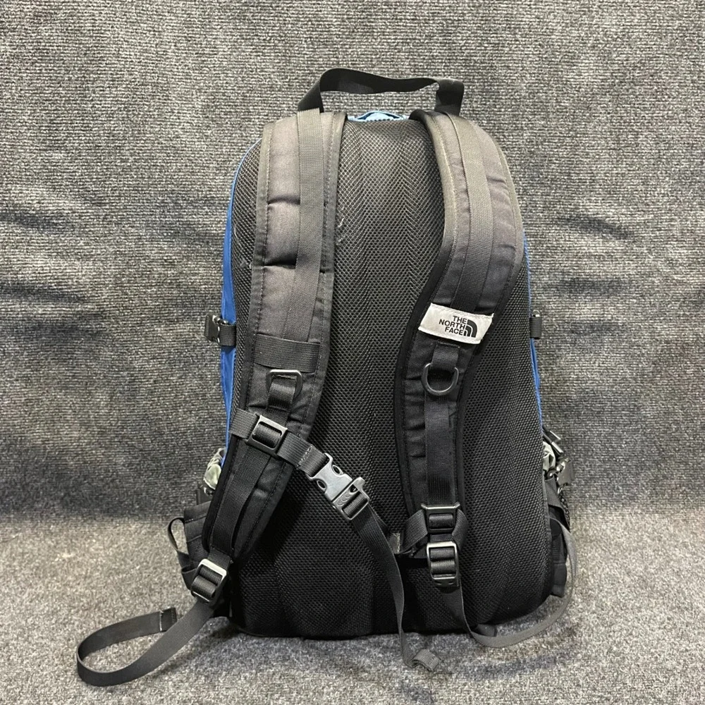 The North Face Hot Shot‎ AMC5417-0S 061 PNA Blue 30L Hiking Backpack Daypack